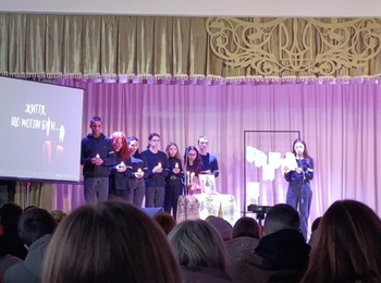 Пам’ять, що об’єднує: в Уманському національному університеті пройшов вечір до Дня вшанування жертв Голодоморів